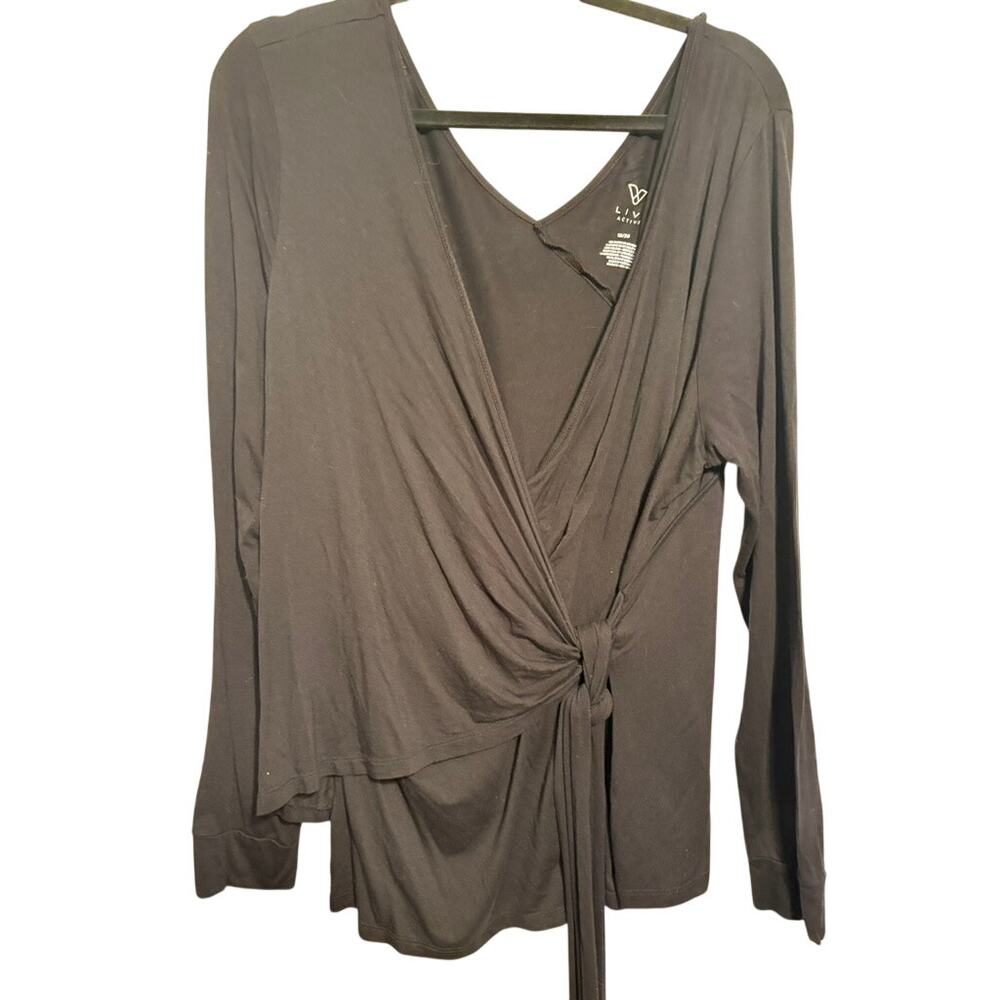LIVI Lane Bryant black wrap top 18 20